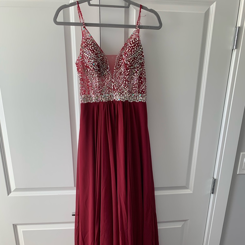 Trying to get rid of prom dress